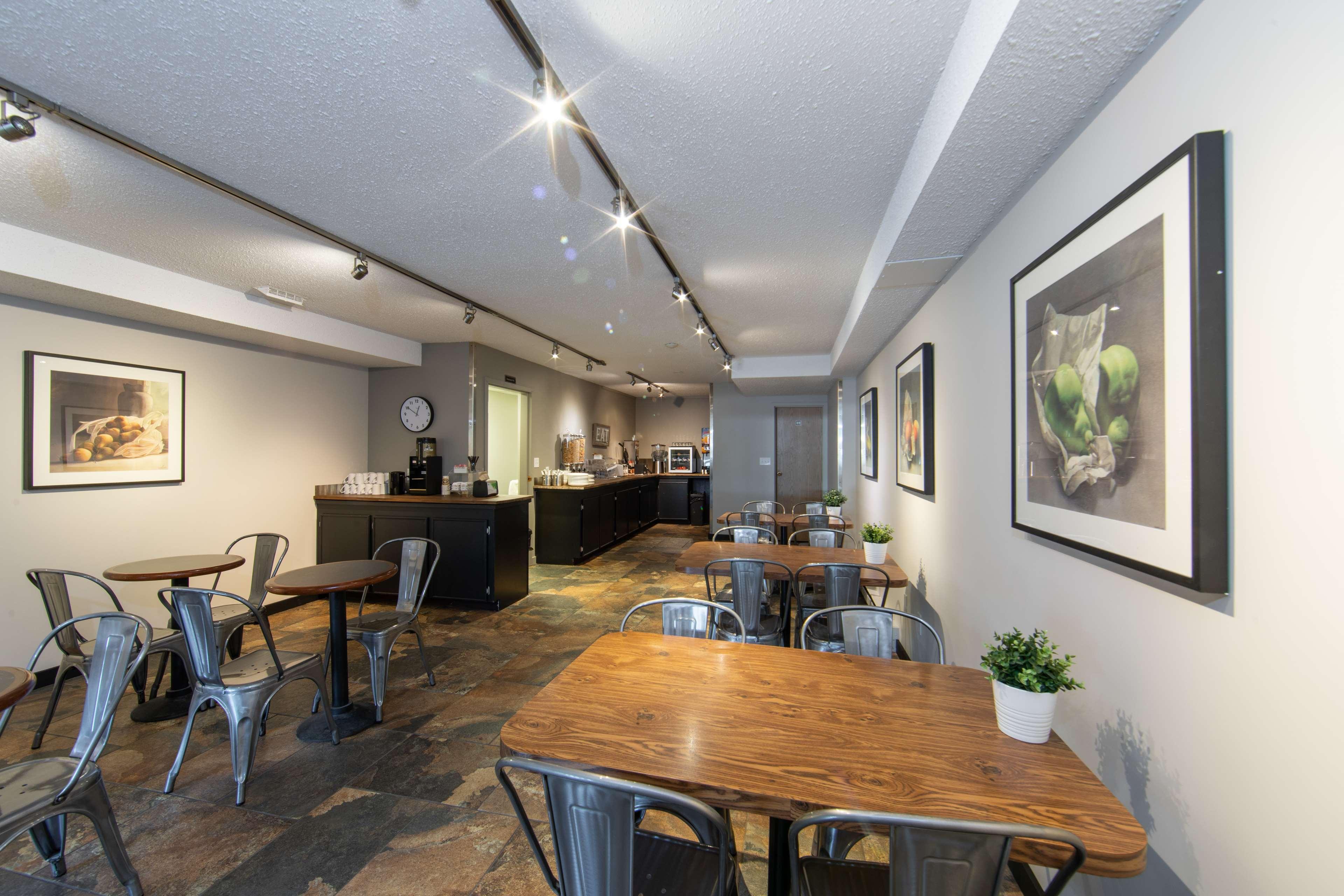 倍斯特维斯特奥马哈机场酒店 卡特湖 外观 照片